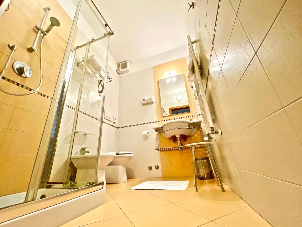 Hotel Vivit ***S Mestre Esterno foto