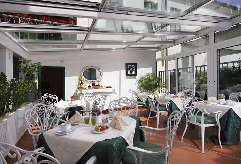 Hotel Vivit ***S Mestre Esterno foto